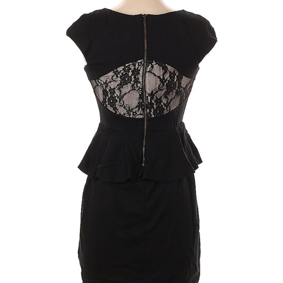 Express Dresses & Skirts - Express Size 4 Cocktail dress